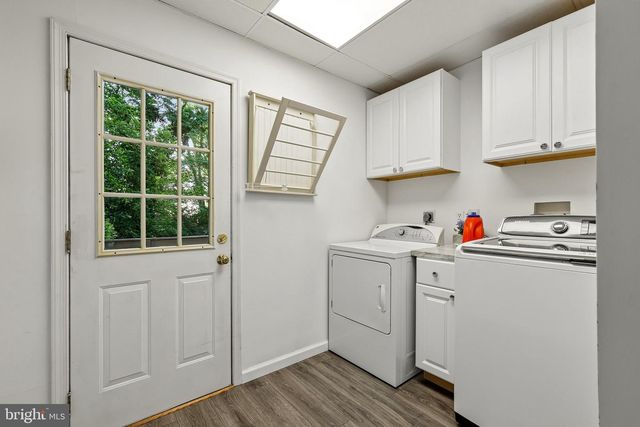 11399 BANTRY TER, Fairfax, VA 22030
