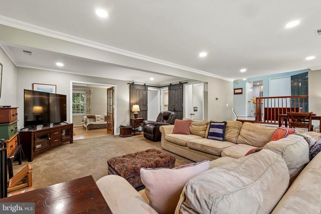 11399 BANTRY TER, Fairfax, VA 22030