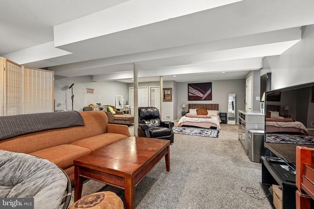 11399 BANTRY TER, Fairfax, VA 22030