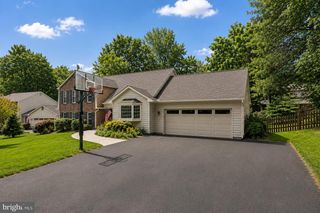 11399 BANTRY TER, Fairfax, VA 22030