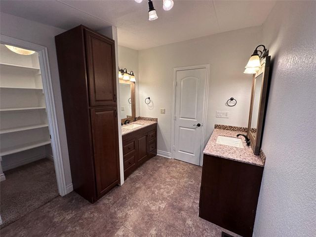 1725 Fm 972, Georgetown, TX 78626