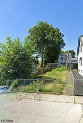 10 Lenox St, Newark City, NJ 07106