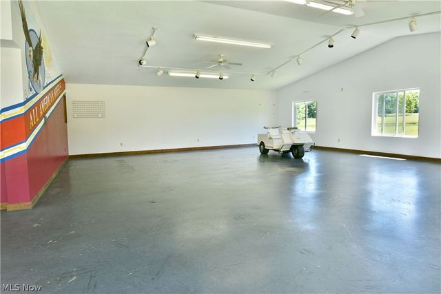 4085 Herner County Line Road, Southington, OH 44470