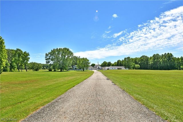 4085 Herner County Line Road, Southington, OH 44470