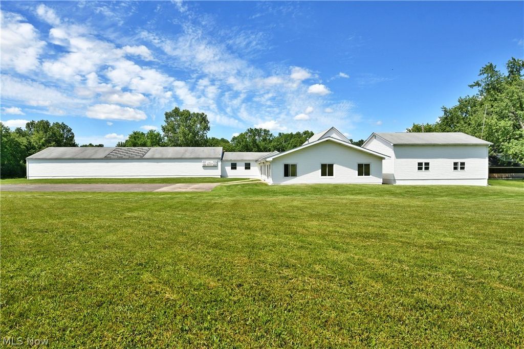4085 Herner County Line Road, Southington, OH 44470
