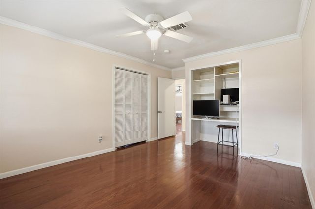 2037 Willow Wisp Drive, Seabrook, TX 77586