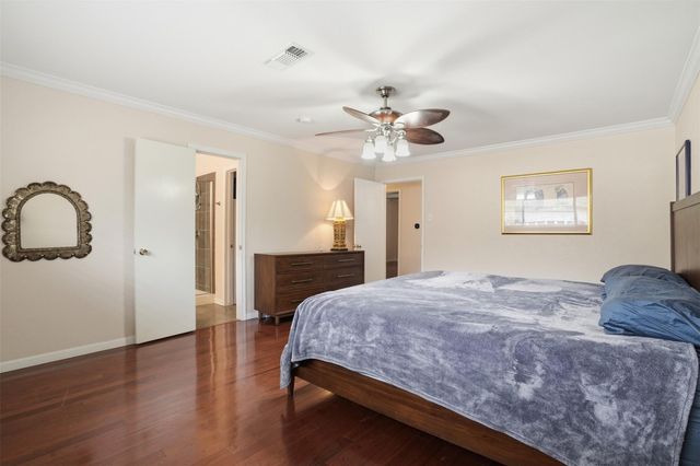 2037 Willow Wisp Drive, Seabrook, TX 77586