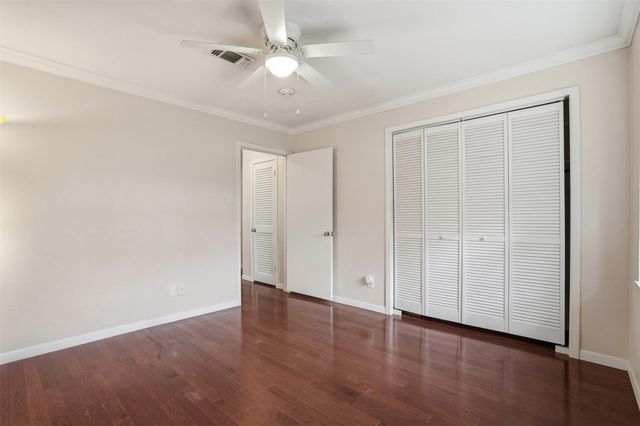 2037 Willow Wisp Drive, Seabrook, TX 77586