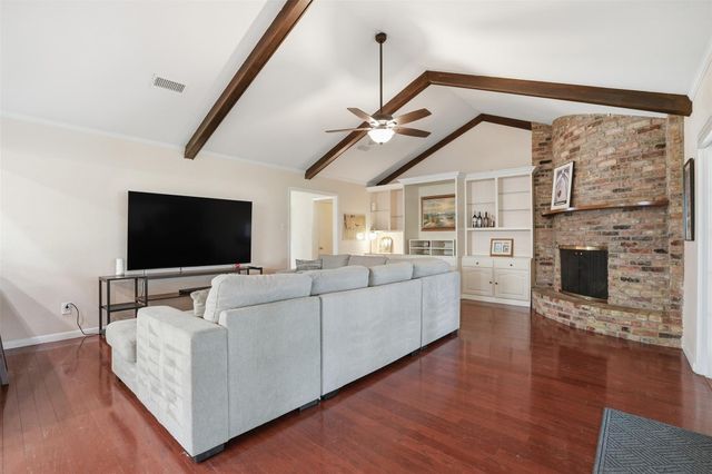 2037 Willow Wisp Drive, Seabrook, TX 77586