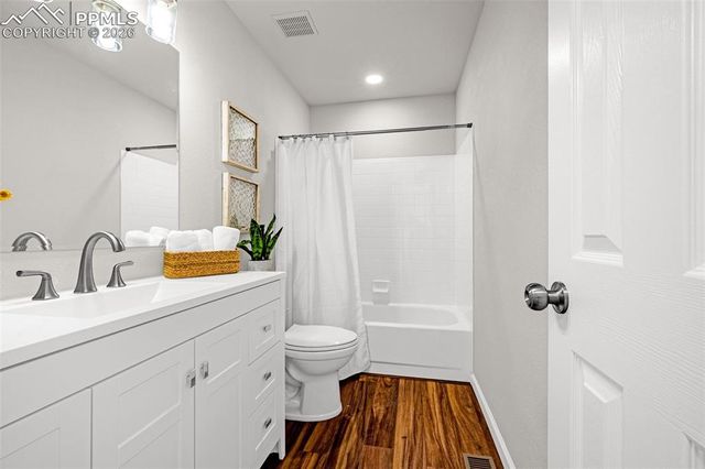 5750 Daltry Lane, Colorado Springs, CO 80906