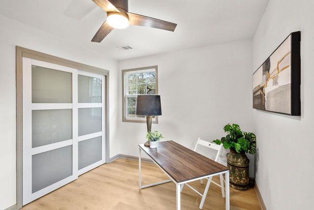 2608 Barge SW, Atlanta, GA 30331