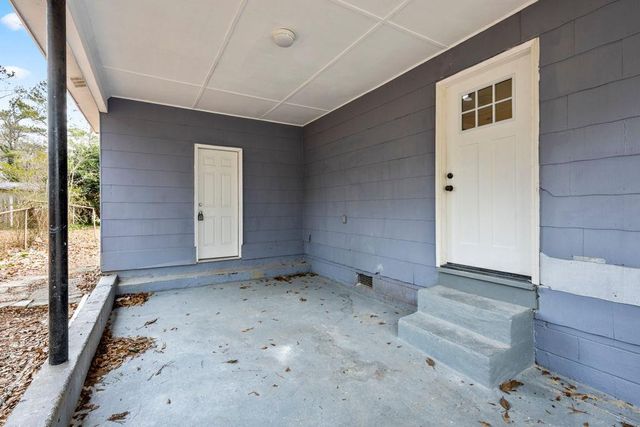 2608 Barge SW, Atlanta, GA 30331