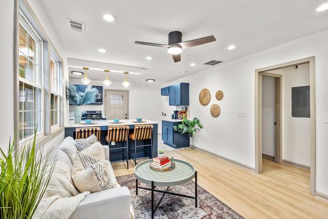 2608 Barge SW, Atlanta, GA 30331