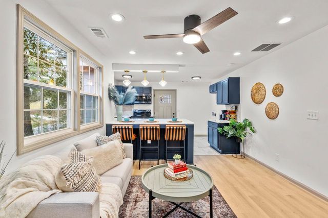 2608 Barge SW, Atlanta, GA 30331