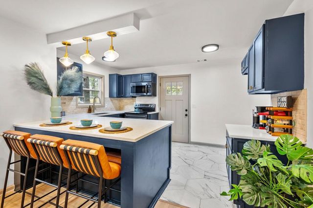 2608 Barge SW, Atlanta, GA 30331