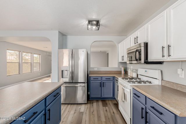 10168 N Pitchingwedge Lane, Tucson, AZ 85737