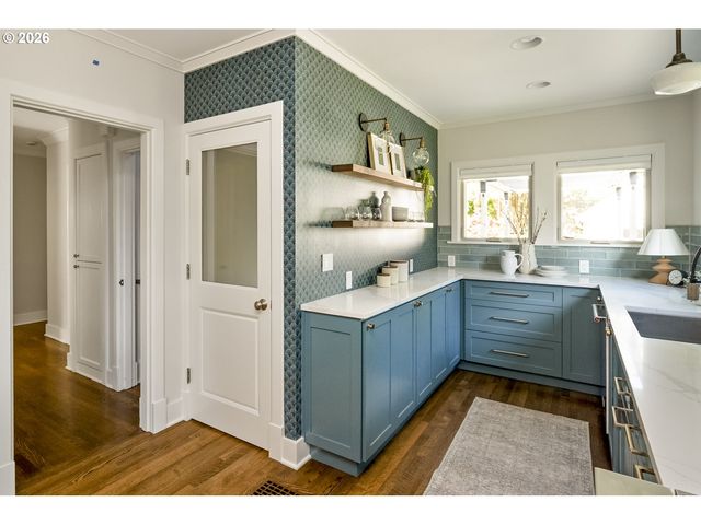 3744 Ne 24TH Ave, Portland, OR 97212