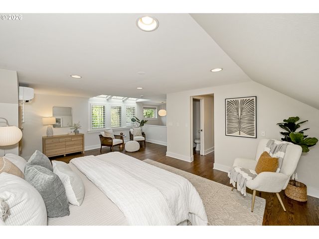 3744 Ne 24TH Ave, Portland, OR 97212