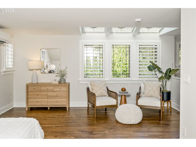 3744 Ne 24TH Ave, Portland, OR 97212
