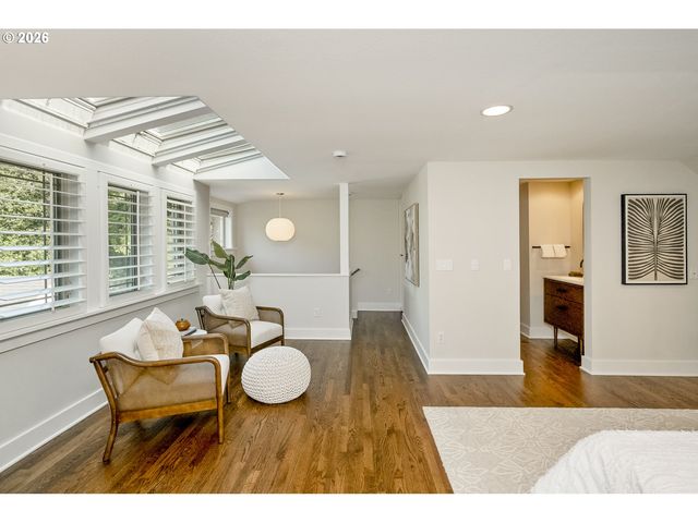 3744 Ne 24TH Ave, Portland, OR 97212