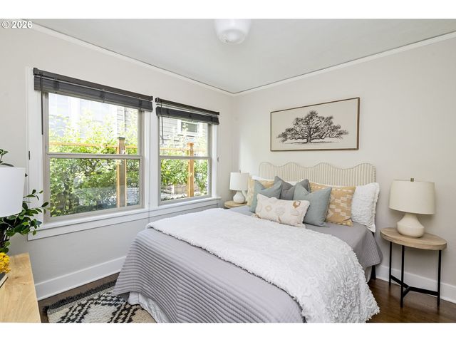 3744 Ne 24TH Ave, Portland, OR 97212
