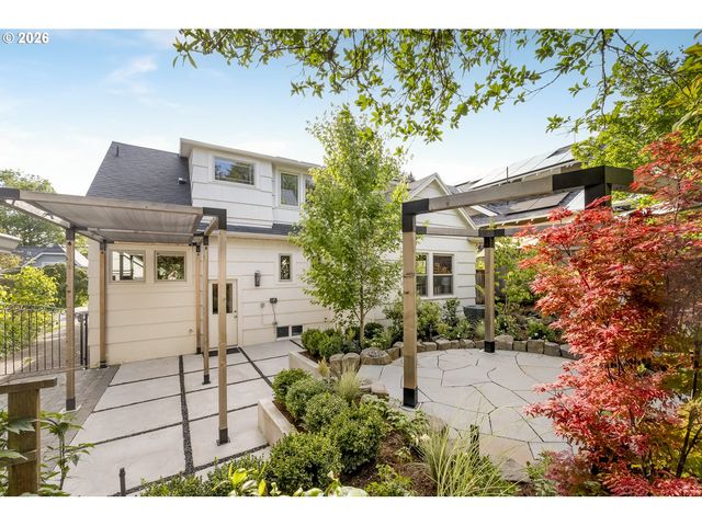 3744 Ne 24TH Ave, Portland, OR 97212