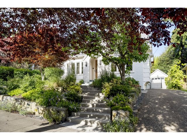 3744 Ne 24TH Ave, Portland, OR 97212