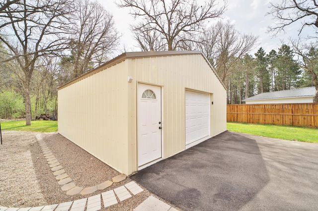 9188 Estate Circle, Brainerd, MN 56401