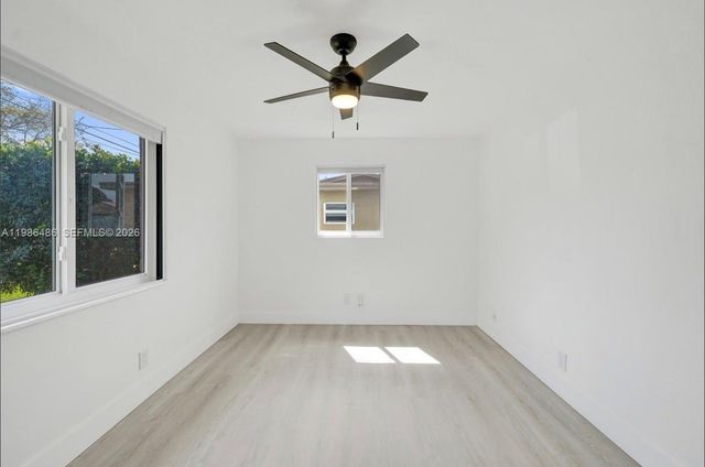 5023 SW 93rd Ave, Cooper City, FL 33328