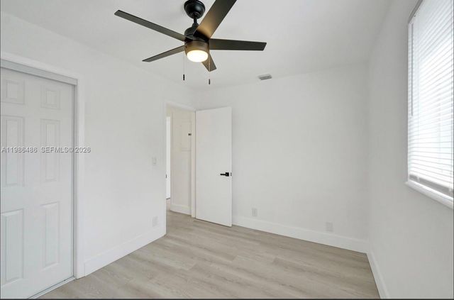 5023 SW 93rd Ave, Cooper City, FL 33328