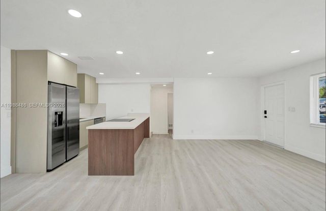 5023 SW 93rd Ave, Cooper City, FL 33328