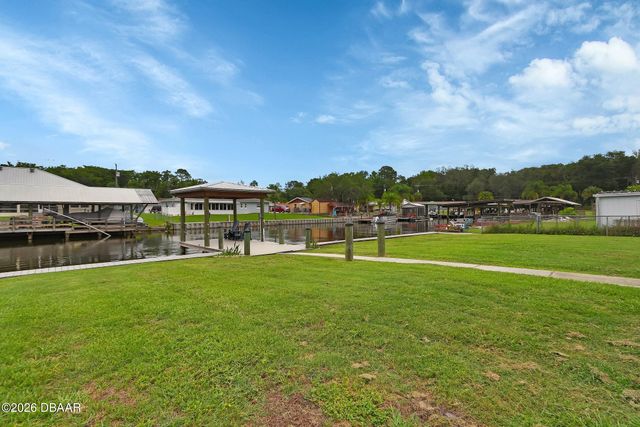 1610 Juno Trail, Astor, FL 32102