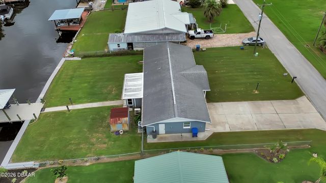 1610 Juno Trail, Astor, FL 32102