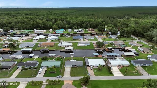 1610 Juno Trail, Astor, FL 32102