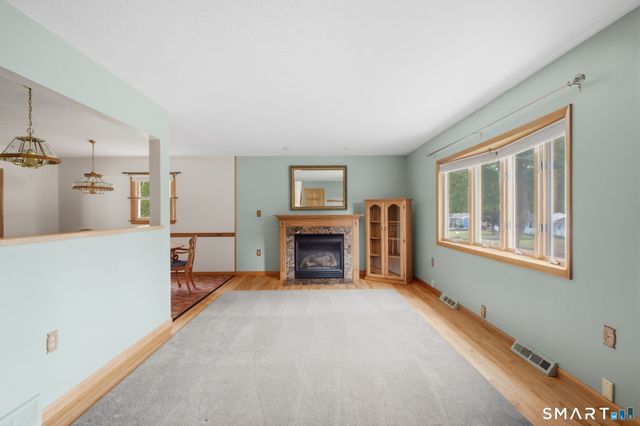 29 Lowery Drive, Southington, CT 06489