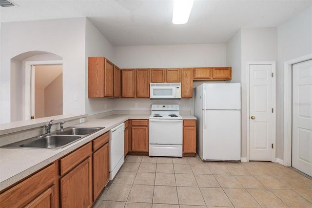 2461 EARLSWOOD COURT, Brandon, FL 33510