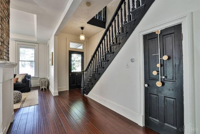 4216 Williamson Place, Cincinnati, OH 45223