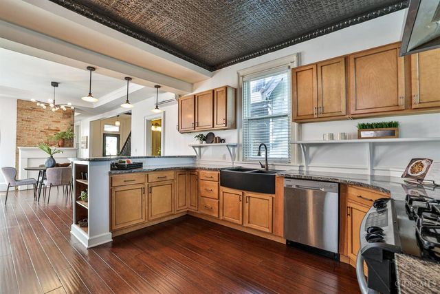 4216 Williamson Place, Cincinnati, OH 45223