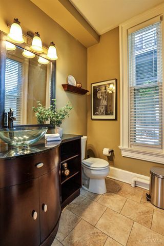 4216 Williamson Place, Cincinnati, OH 45223