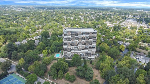 1000 Urlin Avenue, 1402, Columbus, OH 43212