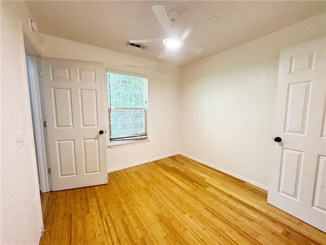 120 N Washington Avenue, Fayetteville, AR 72701
