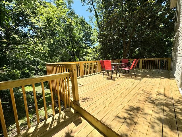 120 N Washington Avenue, Fayetteville, AR 72701