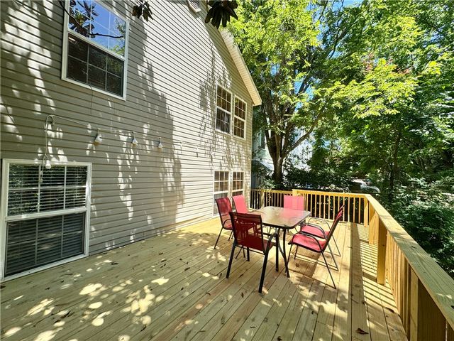120 N Washington Avenue, Fayetteville, AR 72701