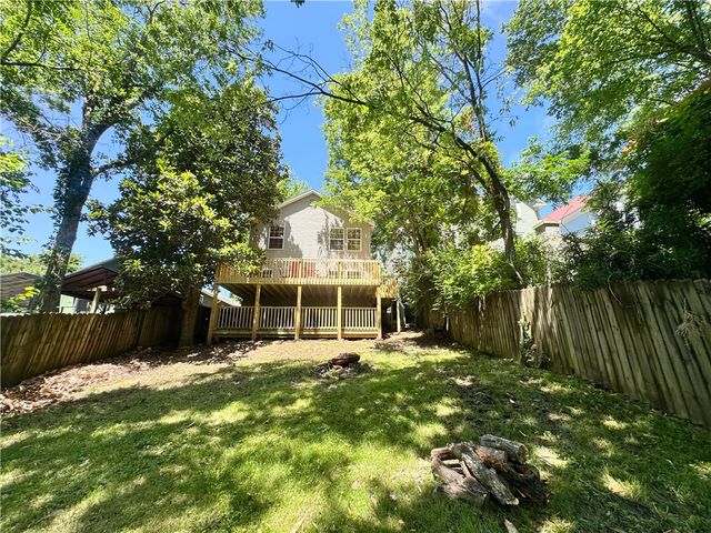 120 N Washington Avenue, Fayetteville, AR 72701