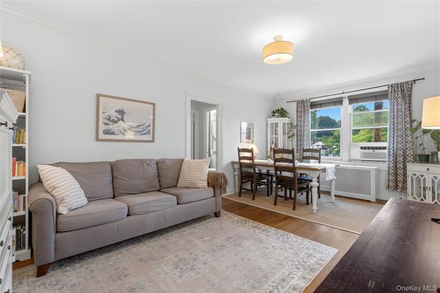 2 Lockwood Avenue 2F, Bronxville, NY 10708