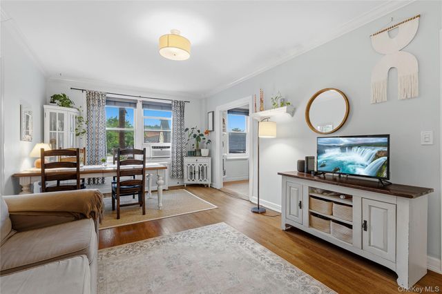2 Lockwood Avenue 2F, Bronxville, NY 10708