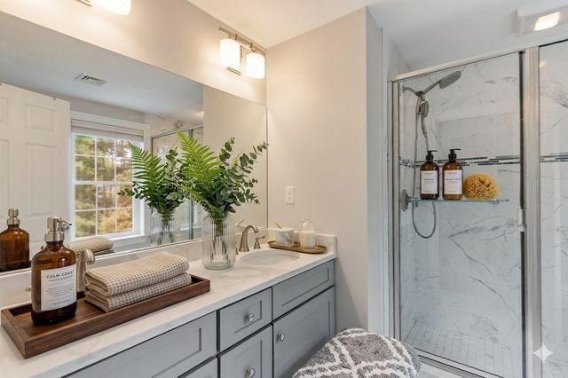 37 Jefferson Dr 1, Lexington, MA 02420