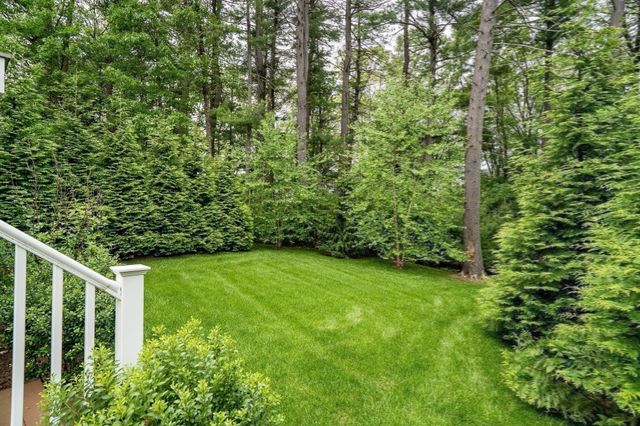 37 Jefferson Dr 1, Lexington, MA 02420