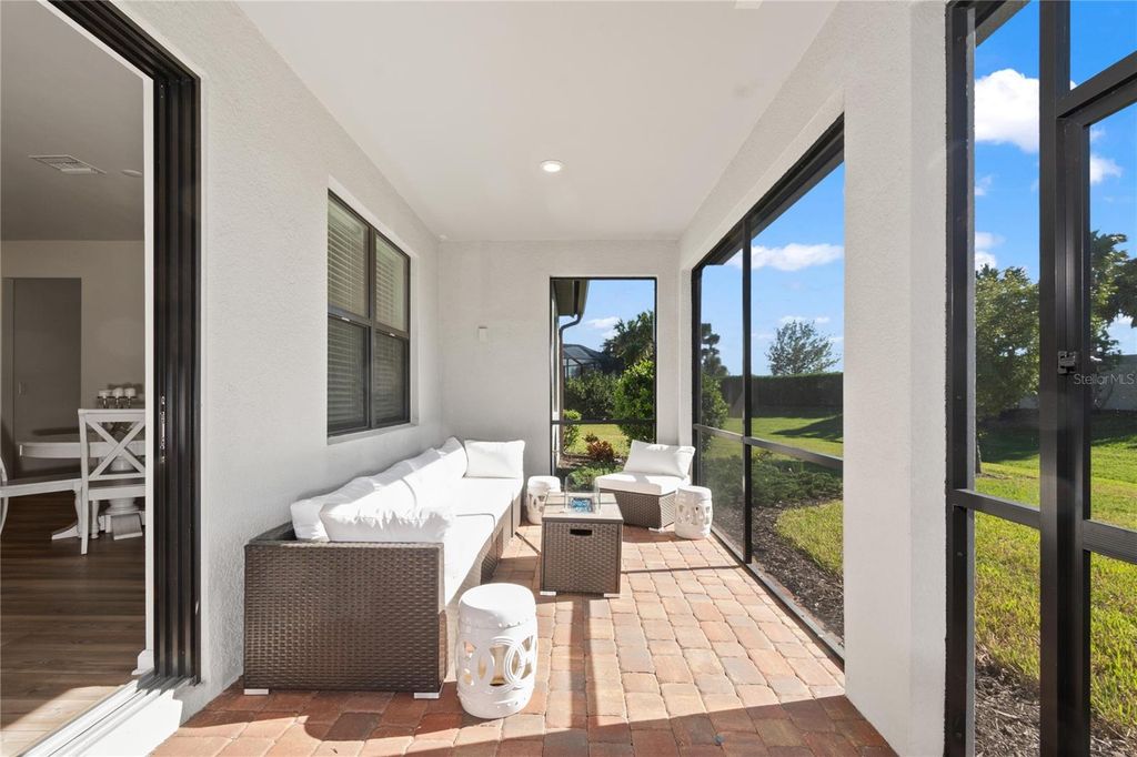 Image 27 of property listing at 12457 GOLDEN SAGE DRIVE, Sarasota, FL 34238