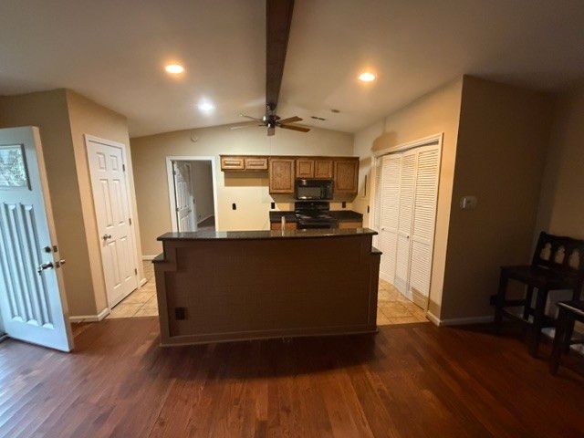905 Patio Dr, Nashville, TN 37214